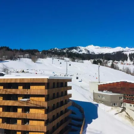 Stilvolle Ferienwohnung Direkt An Der Skipiste Flims